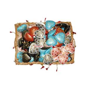 Motif noir peint à la main coeur ornement en gros décoration d'arbre de noël pour décor de vacances, cadeau ou affichage d'artisanat - Product Image 2