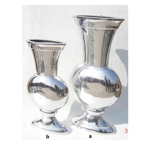FLORERO DE DISEÑO COSTERO DE ALUMINIO Y HIERRO DE METAL PULIDO CON ESTILO para DECORACIÓN DEL HOGAR Y LA BODA ECOLÓGICO - Product Image 3