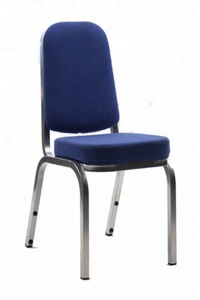 Chaise empilable en aluminium pour hôtel - Product Image 2