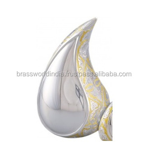 Urne de crémation en forme de goutte d'eau en laiton argenté pour les cendres de Brassworld, fournitures commémoratives indiennes - Product Image 1