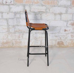 เก้าอี้บาร์สูงสไตล์วินเทจอุตสาหกรรมสไตล์ย้อนยุคเก้าอี้บาร์หนังแท้โครงเหล็กสูงสำหรับเฟอร์นิเจอร์ห้องนั่งเล่น - Product Image 3