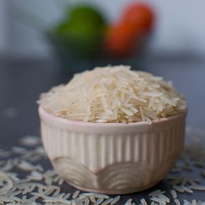 Meilleur fournisseur mondial de riz basmati à texture dure pour Biryani Grain séché Longueur 8.3mm Avant la cuisson Humidité 12% Cassé 2% Max - Product Image 2