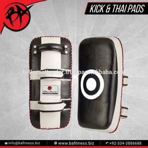 Coussin de frappe Muay Thai, coussin de frappe thaïlandais, coussin de frappe incurvé pour les bras, boxe, MMA, bouclier de frappe, mitaines, logo personnalisé, cuir PU, service OEM - Product Image 4