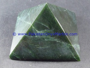 Pirámide de JADE de nefrita, piedra verde NATURAL pulida - Product Image 2