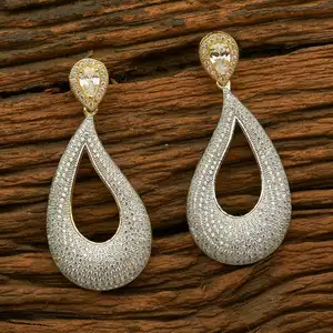 ต่างหูแฟชั่นเพชรคิวบิกเซอร์โคเนียอเมริกัน - สีขาว - Product Image 1