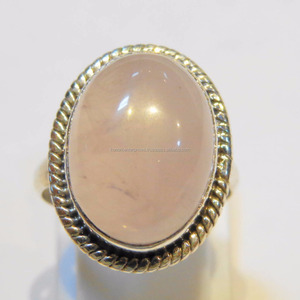 Vente en gros Prix d'usine Design tendance Bague en argent sterling 925 faite à la main Quartz rose pierre précieuse classique pour fête certifiée IGI - Product Image 1