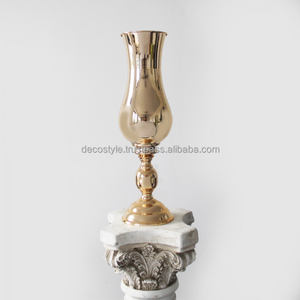 Urna de flores pequeña de metal plateado - Product Image 3