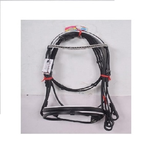 Brida de caballo de cuero negro de primera calidad y estribos de carreras Halter costura elegante Material de PVC deportes occidentales equitación ecuestre - Product Image 2