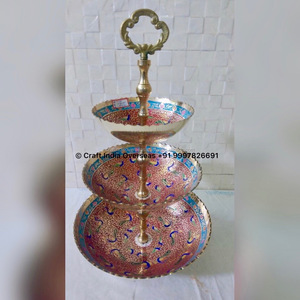 Support à gâteau animé MInakari, 3 niveaux, coloré rouge, pour gâteau - Product Image 1
