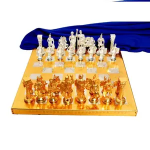 スタイリッシュなデザインの木製真鍮チェスセットアンティークゴールドとシルバーポリッシュ加重チェスピースセットケース付き