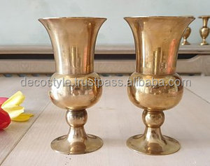 Grande Urne à Fleurs en Métal Argenté - Product Image 6