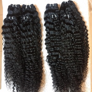 Vente en gros de cheveux humains Remy vierges indiens bouclés de haute qualité, vendeur de cheveux bouclés indiens bruts pour extensions - Product Image 1
