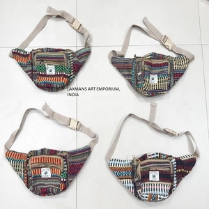 Riñoneras coloridas de cáñamo de algodón estilo Hippie bolsos étnicos para viajes al por mayor proveedor a granel de India - Product Image 3