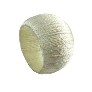 Accessoires de décoration de table de mariage au design exclusif et personnalisable, porte-serviettes en laiton à deux tons pour la maison - Product Image 4