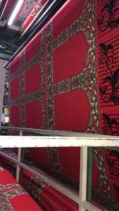 Alfombras Modernas con Patrones Rojos - Product Image 3