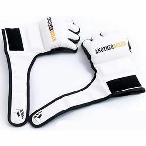 ถุงมือชกมวยแบบมืออาชีพงานตามสั่งผลิตจากโรงงานผลิตหนังอีวาลูกไม้สีดำสีแดง - Product Image 4