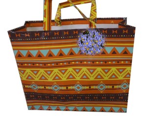 Sac de courses en PP tissé avec poignées en sangle PP et construction en tuyau en U, taille et couleur personnalisables, utilisation confortable, design agréable - Product Image 4