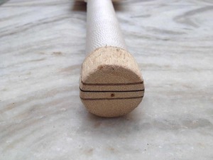 Bâtons de cricket en saule anglais de haute qualité, cousus à la main, légers et ambidextres - Product Image 2
