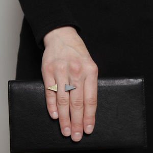 Anillo de Compromiso Geométrico de Aleación, Moderno y Distintivo, para Mujer - Product Image 3