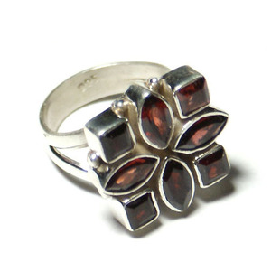 Bague en argent sterling 925 pour grenat, bijou fait à la main - Product Image 6