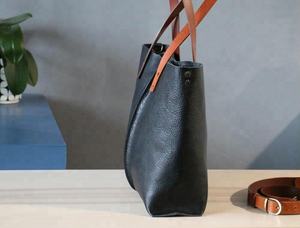 Sac fourre-tout en cuir, sac fait main, grand, noir AM-0018 - Product Image 6