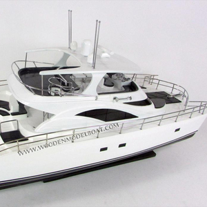 Bateau en bois princesse CATAMARAN, jouet artisanal, couleur argent, modèle de bateau en bois - Product Image 1