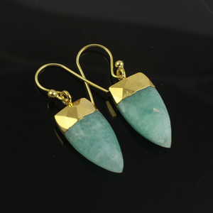 Boucles d'oreilles pendantes classiques en argent sterling plaqué or avec amazonite en forme de pointe de flèche pour mariage, fête et cadeau - Product Image 4