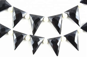 Belle pierre précieuse brillante 1 brin spinelle noire naturelle forme de Triangle à facettes perles de Briolett fabrication de bijoux faits à la main - Product Image 3