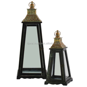 NOUVELLE LANTERNE DE BOUGIE EN MÉTAL DE CONCEPTION ANTIQUE POUR LA DÉCORATION HOMR VENTE CHAUDE DÉCORATION DE MARIAGE LANTERNE DE BOUGIE AVEC LOGO PERSONNALISÉ - Product Image 2