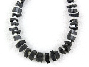 Pierres précieuses en Tourmaline noire naturelle de forme inégale bijoux rugueux de Collection de pierres noires Style de coupe minuscule brut - Product Image 4