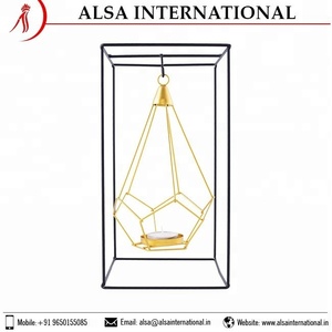 Proveedor de soporte de vela de metal de decoración antigua de boda a precio asequible disponible del exportador indio a un precio razonable. - Product Image 3