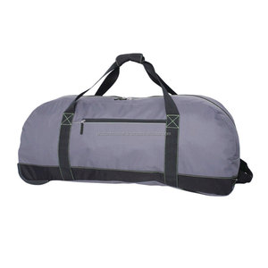 Encargo al por mayor impermeable de fin de semana deporte Lona de bolsa de gimnasio - Product Image 1