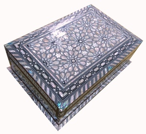Boîte à bijoux de luxe en bois avec mosaïque de nacre rectangulaire égyptienne ZAHEREEN J82 - Product Image 1