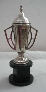 Trofeo de latón hecho a mano con técnica de soldadura - Product Image 5