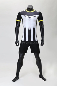 ชุดกีฬาฤดูร้อนสำหรับผู้ชายชุดเสื้อยืดกางเกงขาสั้นชุด2ชิ้นสำหรับผู้ชายชุดวิ่งขนาดพลัสไซส์ชุดวอร์มกางเกงขาสั้นสำหรับผู้ชาย - Product Image 6