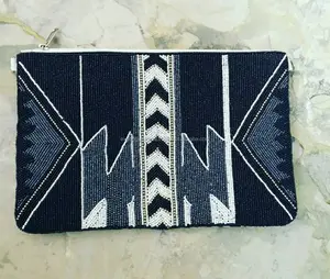 Bolsos de mensajero de hombro hechos a mano de diseñador de mujer india, bolsos de mano con cuentas, bolsos de fiesta de compras bohemios de noche de estilo bohemio, venta al por mayor - Product Image 1