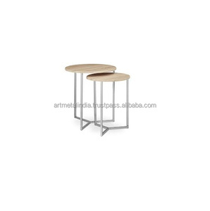 Tabouret de salon élégant Mobilier confortable et durable Parfait pour la décoration intérieure moderne et les solutions d'assise polyvalentes - Product Image 1