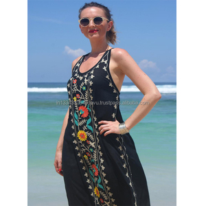 Venta al por mayor del OEM servicio ajustable correas de hombro bordado Floral Fondo Boho volante a menos Sexy de fiesta de playa Maxi vestido - Product Image 1