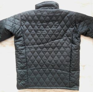 เสื้อแจ็คเก็ตบุผ้าฝ้ายและโพลีเอสเตอร์สำหรับผู้ชายสำหรับฤดูหนาว มีสินค้าในบังกลาเทศ - Product Image 3