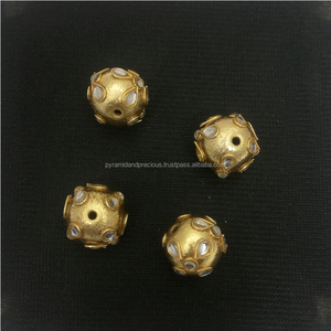 Perle ronde en métal plaqué or Kundan Work 14mm, perle pour la fabrication de bijoux faits main - Product Image 3