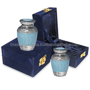 โกศที่ระลึกผีเสื้อสีชมพูโดย Brassworld อินเดียอุปกรณ์งานศพ - Product Image 5