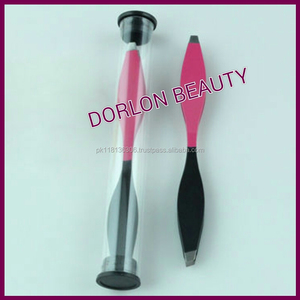 Pinzas para cejas de acero inoxidable compactas de mano negras y rosas personalizadas con punta inclinada Herramienta de maquillaje certificada CE ISO - Product Image 3