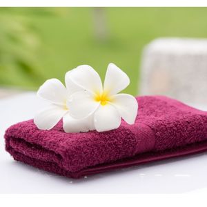 Ensembles de serviettes de visage en coton de haute qualité personnalisés dans de belles couleurs et un beau design pour la vente en gros en Inde. - Product Image 4