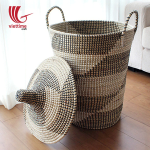 Large seagrass laundry basket with lid and handles/Handmade seagrass basket with plastic string