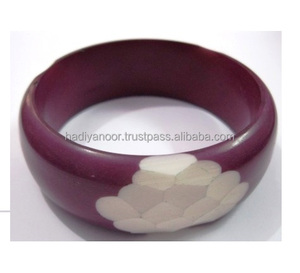 Brazalete de joyería de resina, brazalete de mano de forma redonda para mujer, brazalete de cuerno a bajo precio - Product Image 3