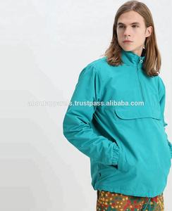 Fabricante de ropa en el extranjero Tela tejida Lisa Pecho y bolsillos laterales Chaqueta Windbreaker Pullover - Product Image 4