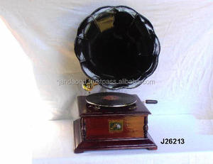 Gramophone de haute qualité avec base en bois et corne en laiton décor à la maison réplique Antique Gramophone pour la décoration - Product Image 2