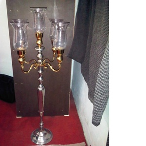 Candélabre en métal argenté avec 5 lumières bras dorés grand bougeoir en cristal avec couvercle en verre pour la décoration de la maison de fête de mariage - Product Image 1