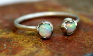 Latest Simple Design 92.5 Sterling Silver Natural Ethiopian <b>Opal</b> Untreated Gemstone Shape Multi-Fire <b>Ring</b> for Unisex - Product Image 2