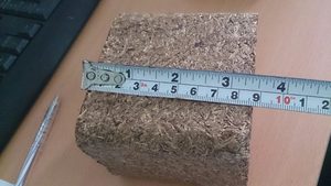 Copeaux et sciure de bois d'acacia 100% naturels, faible humidité, pour utilisation en biomasse, prêts à l'exportation - Product Image 3